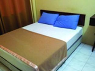 Jr Hotel Sitiawan Luaran gambar