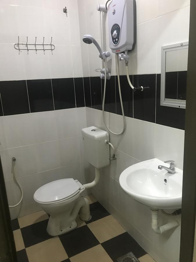 Jr Hotel Sitiawan Luaran gambar