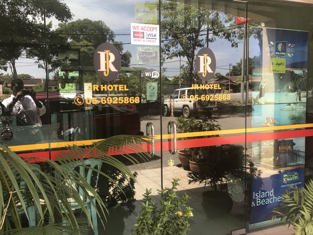 Jr Hotel Sitiawan Luaran gambar